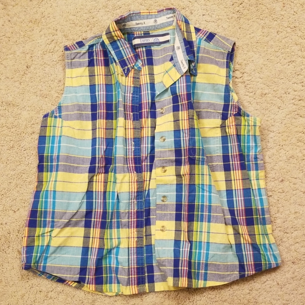Twenty X Sleeveless Shirt